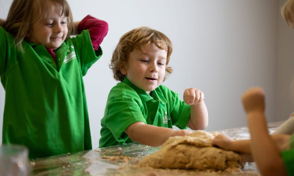 Messy play benefits for toddlers